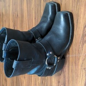 FRYE Harness Ankle Boots, size 7.5, Black